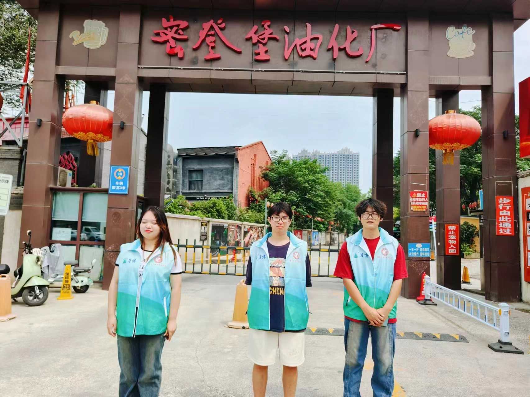 "�v�÷��z�����������Ļ�֮��"����"���z֮��"�F(tu��n)�(du��)�߽�����ӛ�����ͻ��S��(chu��ng)��@