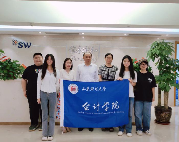 ɽؔ(c��i)��W(xu��)�������l(xi��ng)��̽��ؔ(c��i)��(j��ng)�W(xu��)����������c�Ј��������֮��