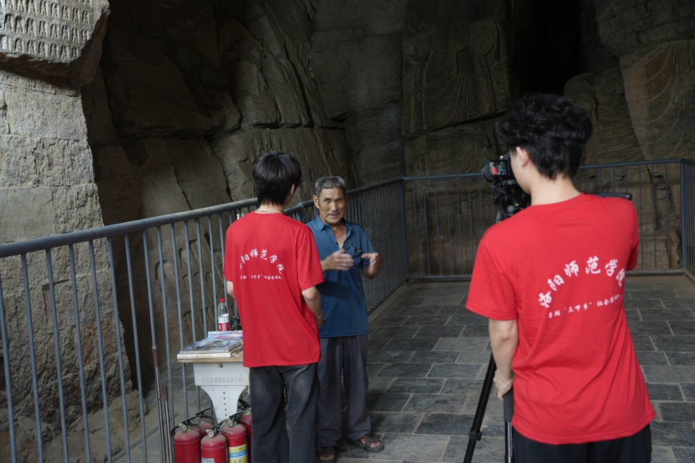 �原�W(xu��)�������l(xi��ng)��ʯ�����o(h��)�ߵķǷ�֮·���c(di��n)���������֮��