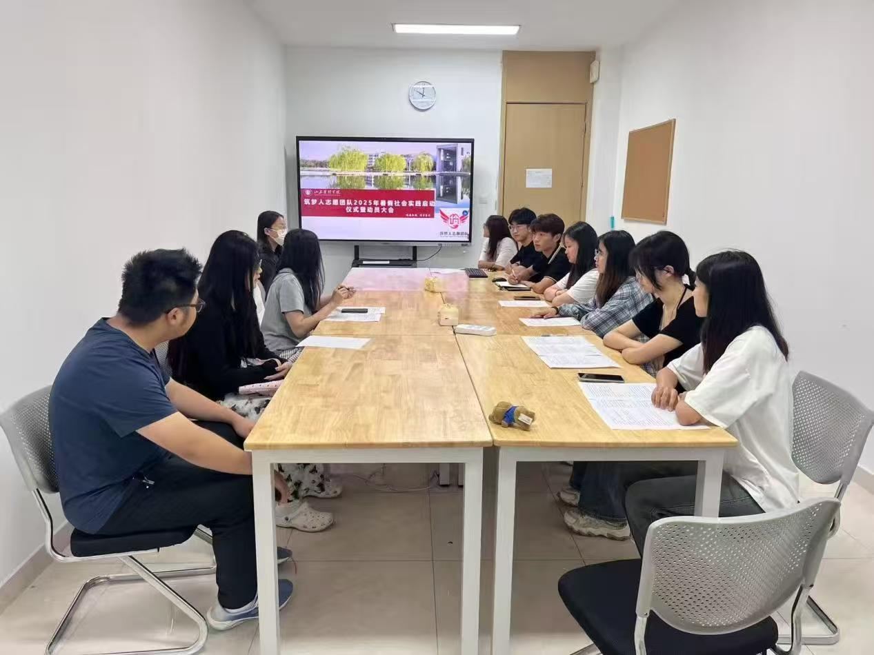 ��У�@���l(xi��ng)Ұ�����������Ľ򣬕��������l(xi��ng)���ഺע�_