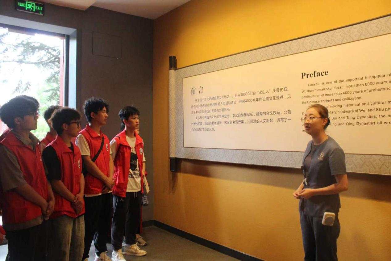 �L����W(xu��)�W(xu��)����ˮ�У�ǰ����ˮ�����^̽����ˮ�vʷ�Ļ�