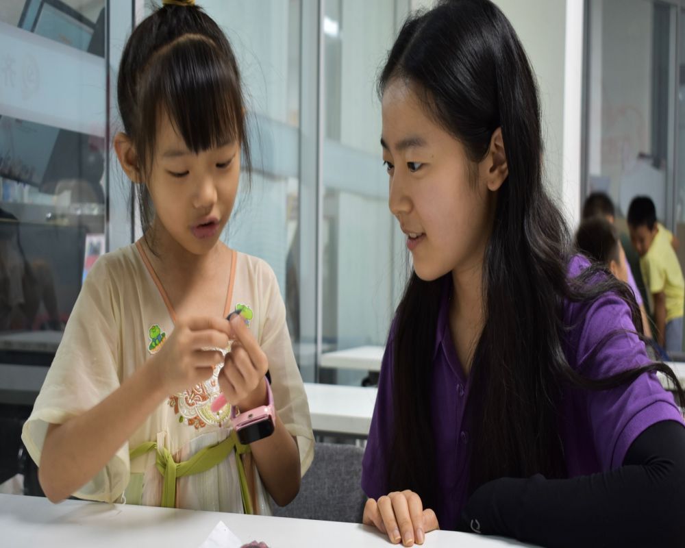 ���ڡ�ͯ���� ��(m��ng)�놢��������(sh��)�`�F(tu��n)�������RС�F(tu��n)���n��