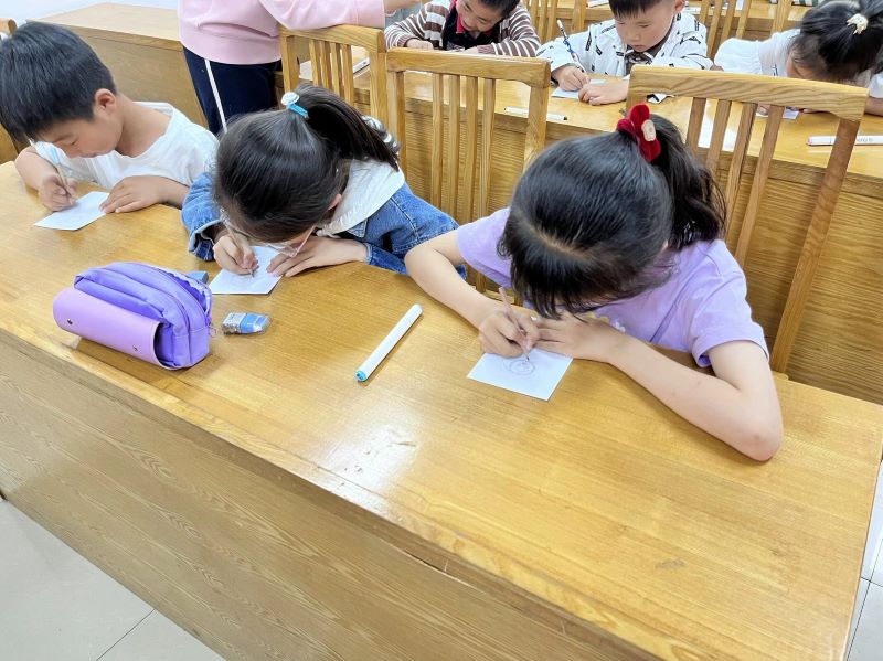 �t����ī־Ը�̌W(xu��)����(w��)�F(tu��n)�(du��)�������(hu��)�ڶ��ڌ�(sh��)�`���(d��ng)ȡ�ÈA�M�ɹ�