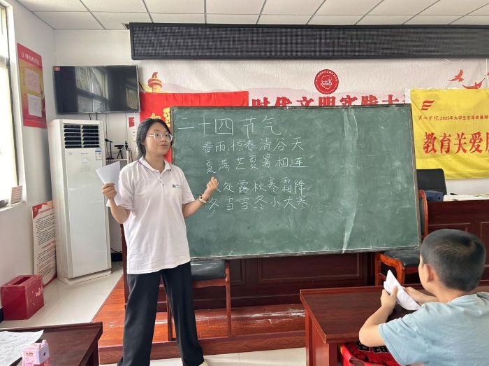 ͬ�ľ�������ů���ա����Ļ���Ă�����ָ���ϵ��ǻ�