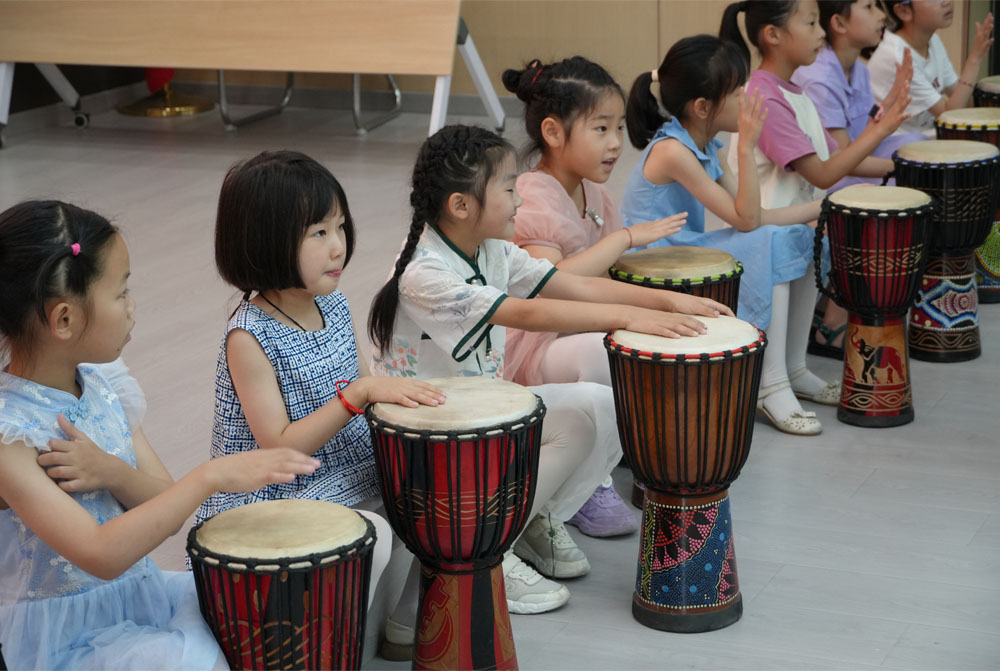 ���˹��u��������Ľ̌W(xu��)���ഺ�����t����ī־Ը�̌W(xu��)����(w��)������ȡ�ÈA�M�ɹ�