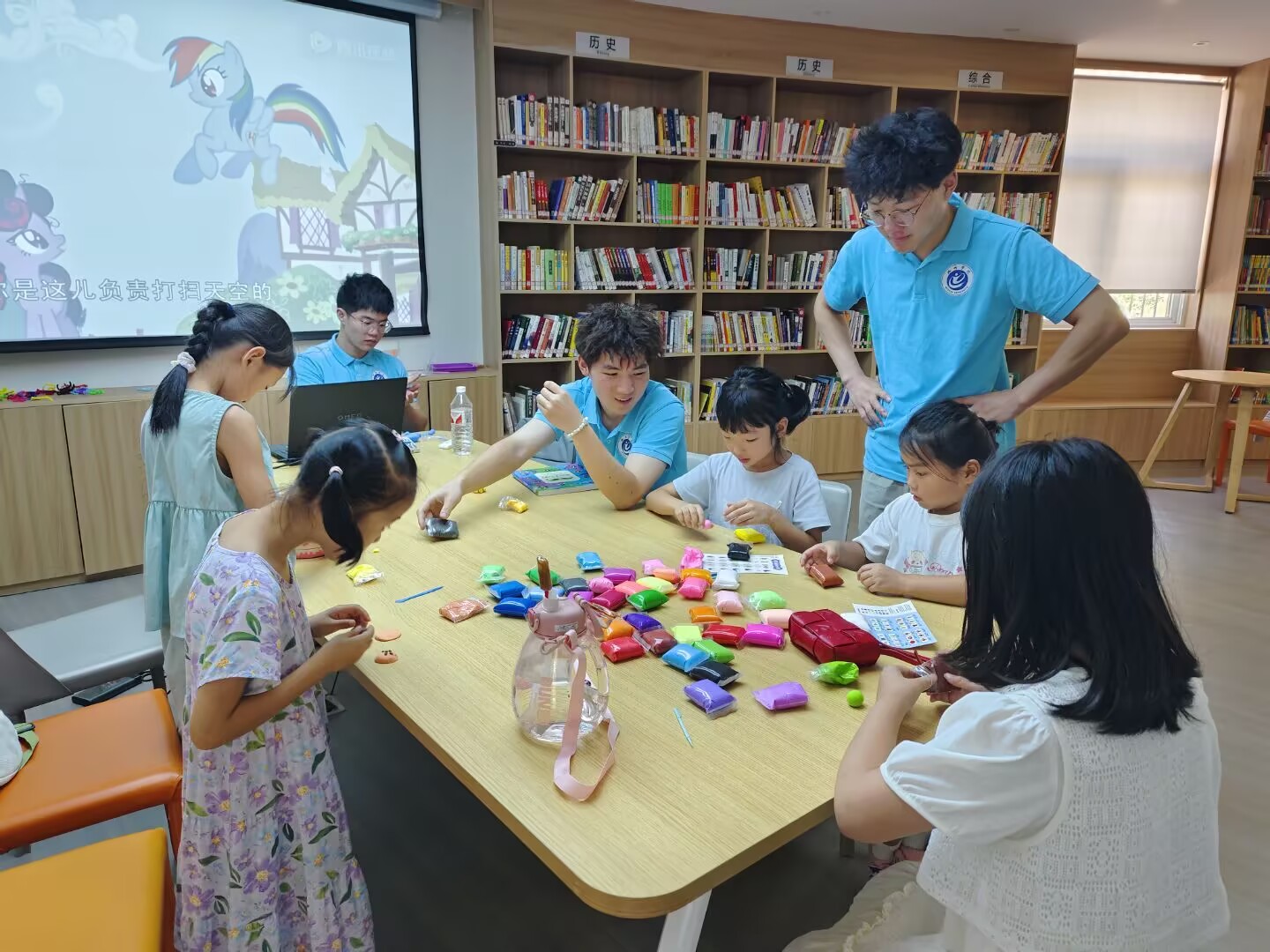 ��2025���ڡ������l(xi��ng)����(sh��)�`��ӡ���ָ�ℓ(chu��ng)����ͯ�����߲�����Lͯ�ġ�​​