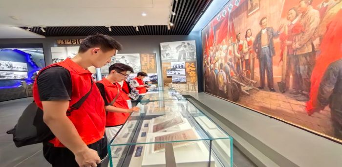 ׷��������E�����мtɫ���� �������t�������� ���`�F���M��ԣ��ͬ־�o���^​