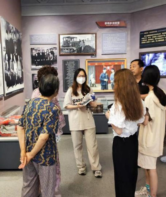 ���tɫӛ�����P(y��ng)�ഺ֮��