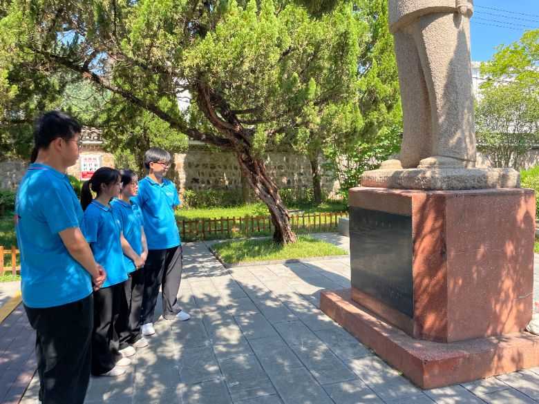 �����W(xu��)�ӹʾӌ����E ��܊�L(f��ng)������˼